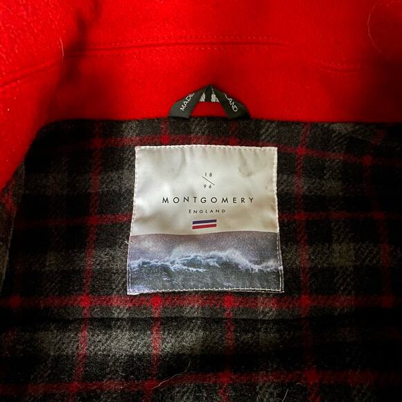 Original Montgomery Coat Duffle Women’s Tartan Red Horn Toggle England Wool - Picture 6 of 8